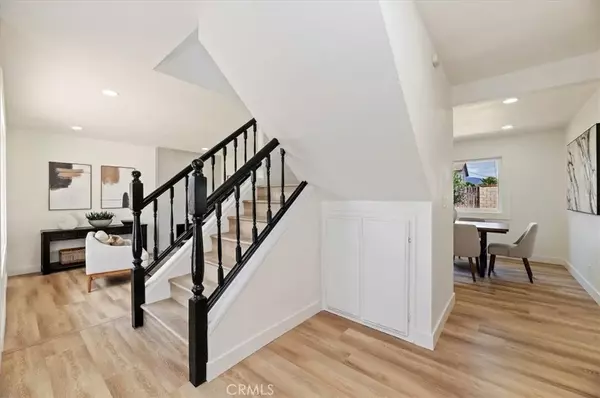 Corona, CA 92882,2476 Grove Ave