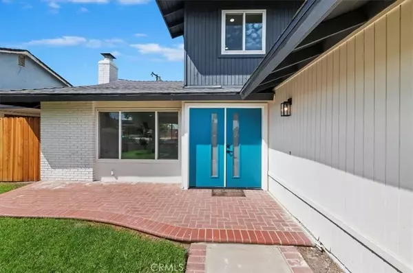 Corona, CA 92882,2476 Grove Ave