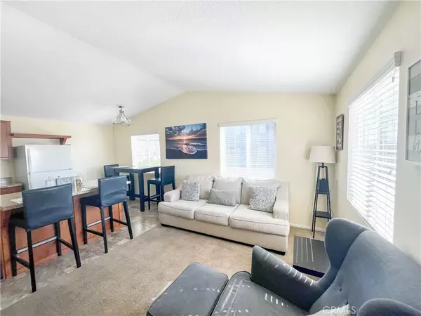 Fontana, CA 92335,8221 Ilex #23