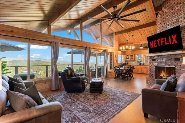 816 Chamois Drive, Crestline, CA 92325