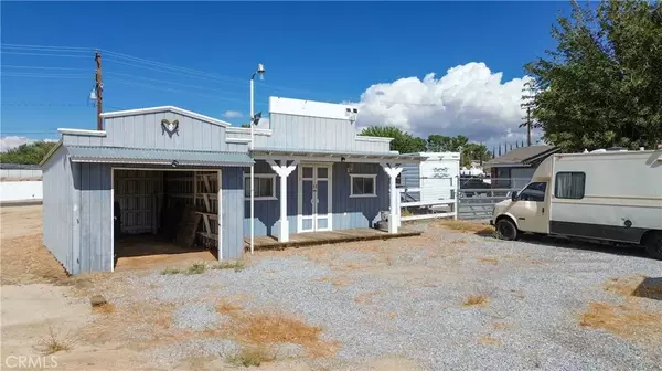 Apple Valley, CA 92307,15236 Riverside