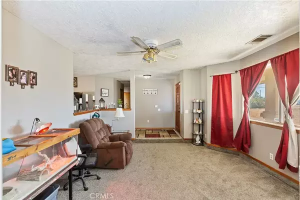 Apple Valley, CA 92308,9585 Juniper Street