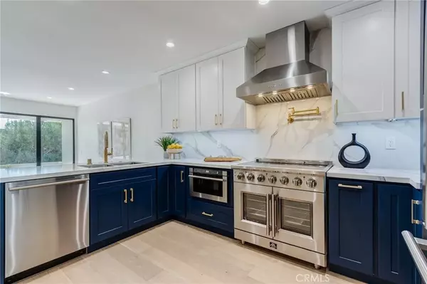 11919 Mayfield #2, Los Angeles, CA 90049