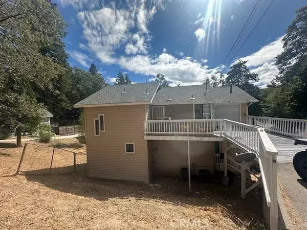 23855 Zuger, Crestline, CA 92325