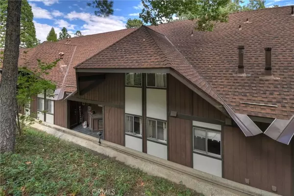 966 Willow Creek Road #25, Lake Arrowhead, CA 92352