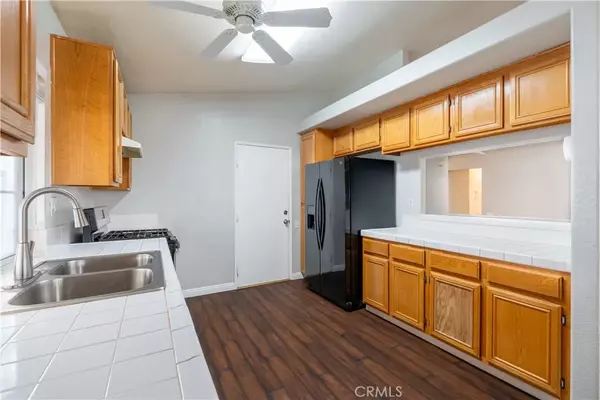 San Jacinto, CA 92583,1363 Galileo Way