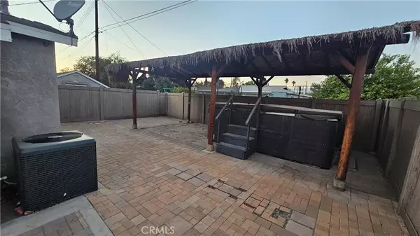 Colton, CA 92324,141 Pleasant View Avenue
