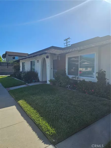 17071 Pinehurst, Huntington Beach, CA 92647