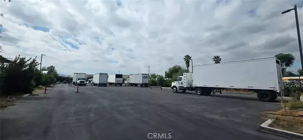 San Bernardino, CA 92408,781 E Santa Fe