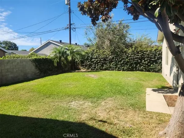 Los Alamitos, CA 90720,11171 Midway