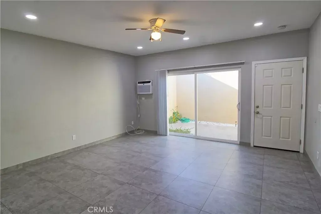 Palm Springs, CA 92262,707 E Chuckwalla Road #10