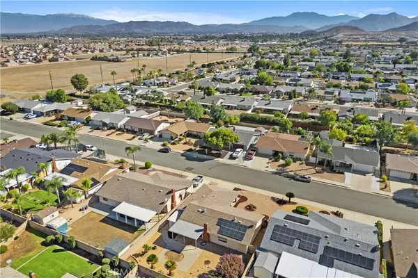 Menifee, CA 92586,27105 Bottlebrush Lane