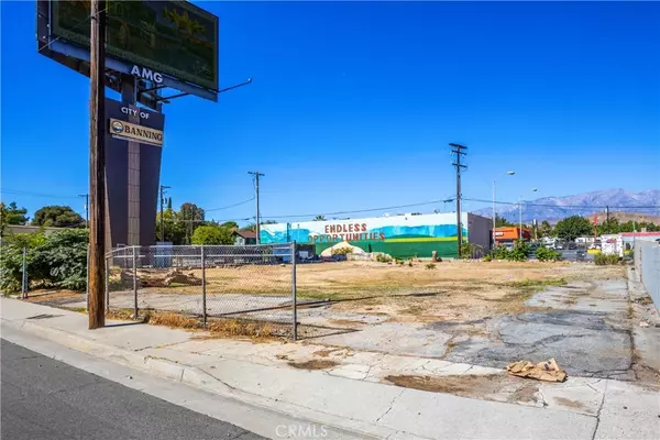 Banning, CA 92220,579 W Livingston