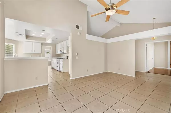 Jurupa Valley, CA 92509,8276 Yearling