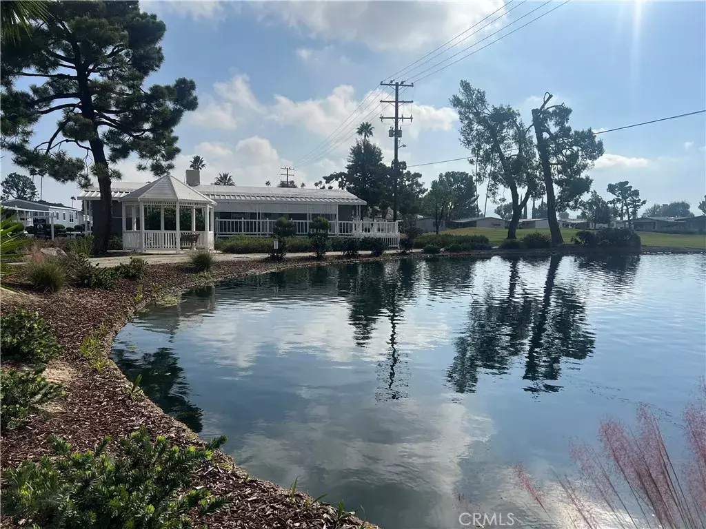 Hemet, CA 92545,5001 W Florida #175