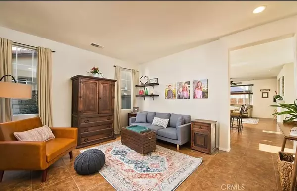 Valencia, CA 91354,23820 Via Campana