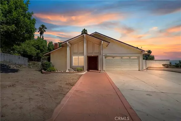 5900 Winncliff Drive, Jurupa Valley, CA 92509