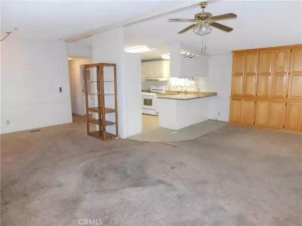 Yucaipa, CA 92399,12220 5th #193