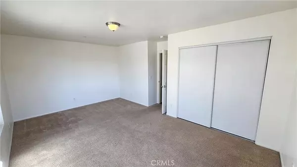 Apple Valley, CA 92307,16115 Apple Valley Road #5