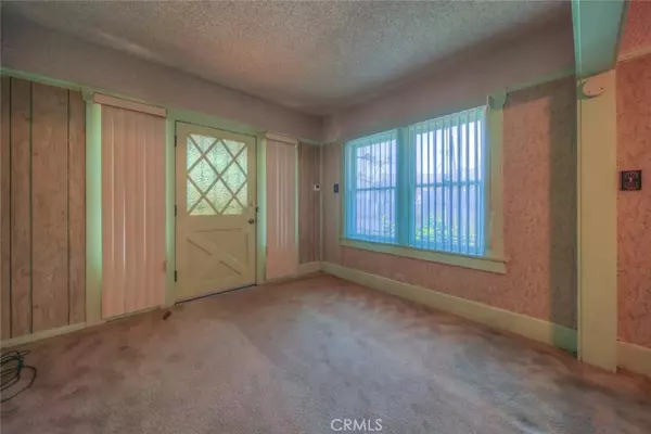 San Diego, CA 92113,4202 Los Pinos Avenue