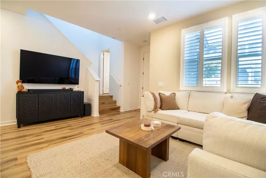 3942 Lavine, Corona, CA 92883