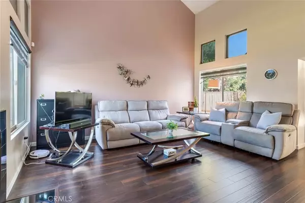 Corona, CA 92882,2519 Sena