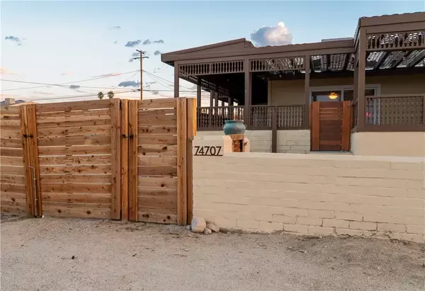 29 Palms, CA 92277,74707 Sunset