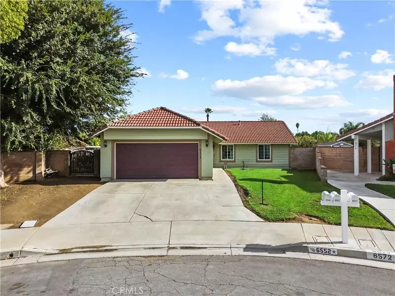 6552 Farmington Drive, Riverside, CA 92504
