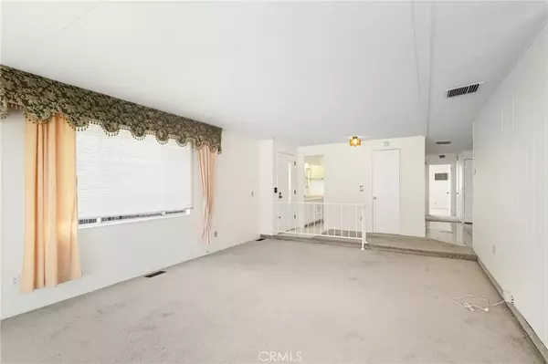 Hemet, CA 92545,868 Santo Tomas