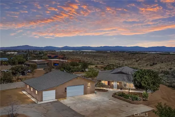 7045 Oak Hill Road, Oak Hills, CA 92344