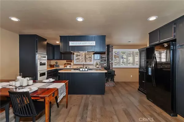 Fawnskin, CA 92333,29 Lakeview