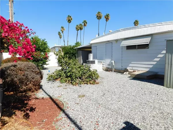 Hemet, CA 92545,853 SANTA TERESA Way