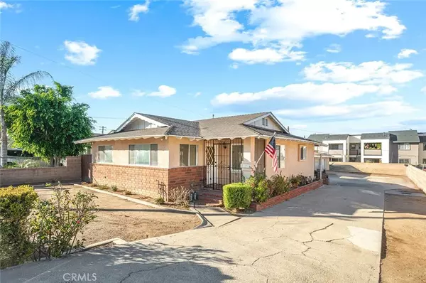 1221 W 10th Street, Corona, CA 92882