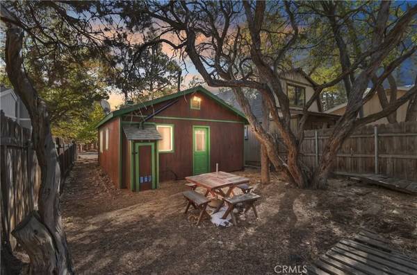 Sugarloaf, CA 92386,402 Highland