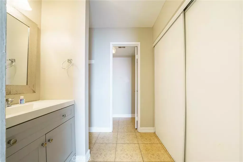 Colton, CA 92324,1251 S Meadow Lane #107