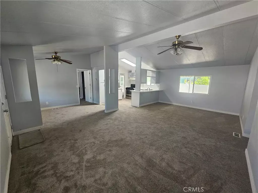 Redlands, CA 92374,1721 E Colton #33