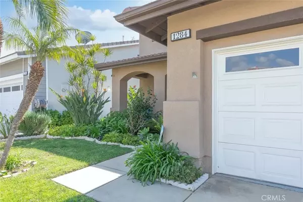 Corona, CA 92881,1284 Longport Way