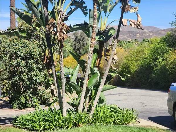 Corona, CA 92881,7891 Minnesota