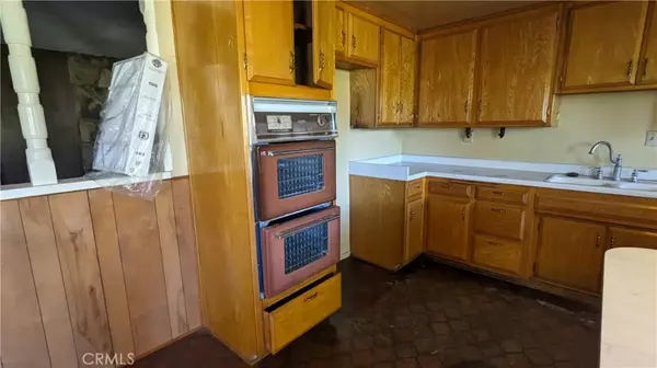 Upland, CA 91786,384 W 7th