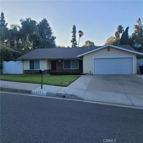 11251 Sweetwater Dr, Riverside, CA 92505
