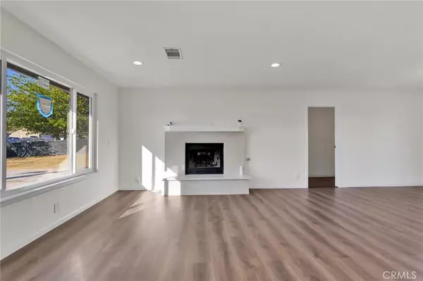 Hesperia, CA 92345,17826 Chestnut Street