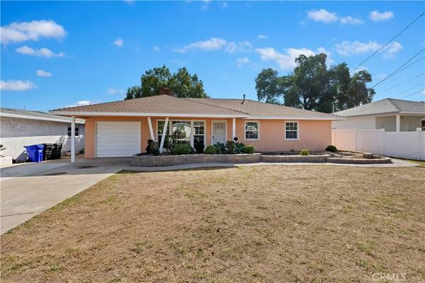 Fontana, CA 92335,17229 Hibiscus