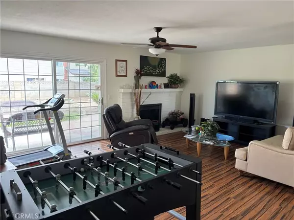 Riverside, CA 92503,3555 Dixie