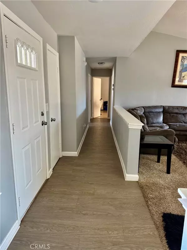 Lancaster, CA 93535,16622 Mossdale