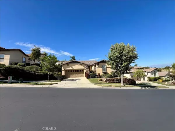 Corona, CA 92883,24005 Boulder Oaks