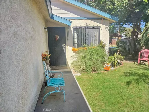 Long Beach, CA 90805,83 E Louise