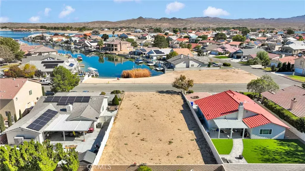 Helendale, CA 92342,27044 Pirateer