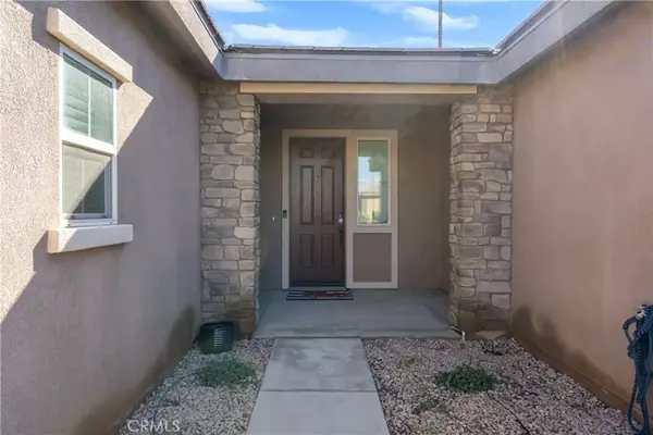 Palm Desert, CA 92211,73909 Mondrian