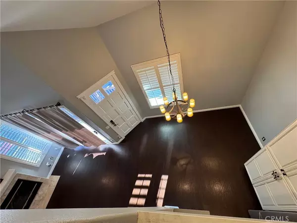 Tustin, CA 92782,13439 Savanna