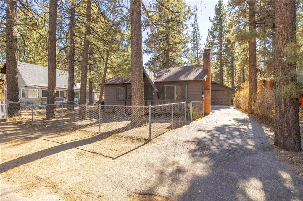 Big Bear City, CA 92314,416 W Mojave